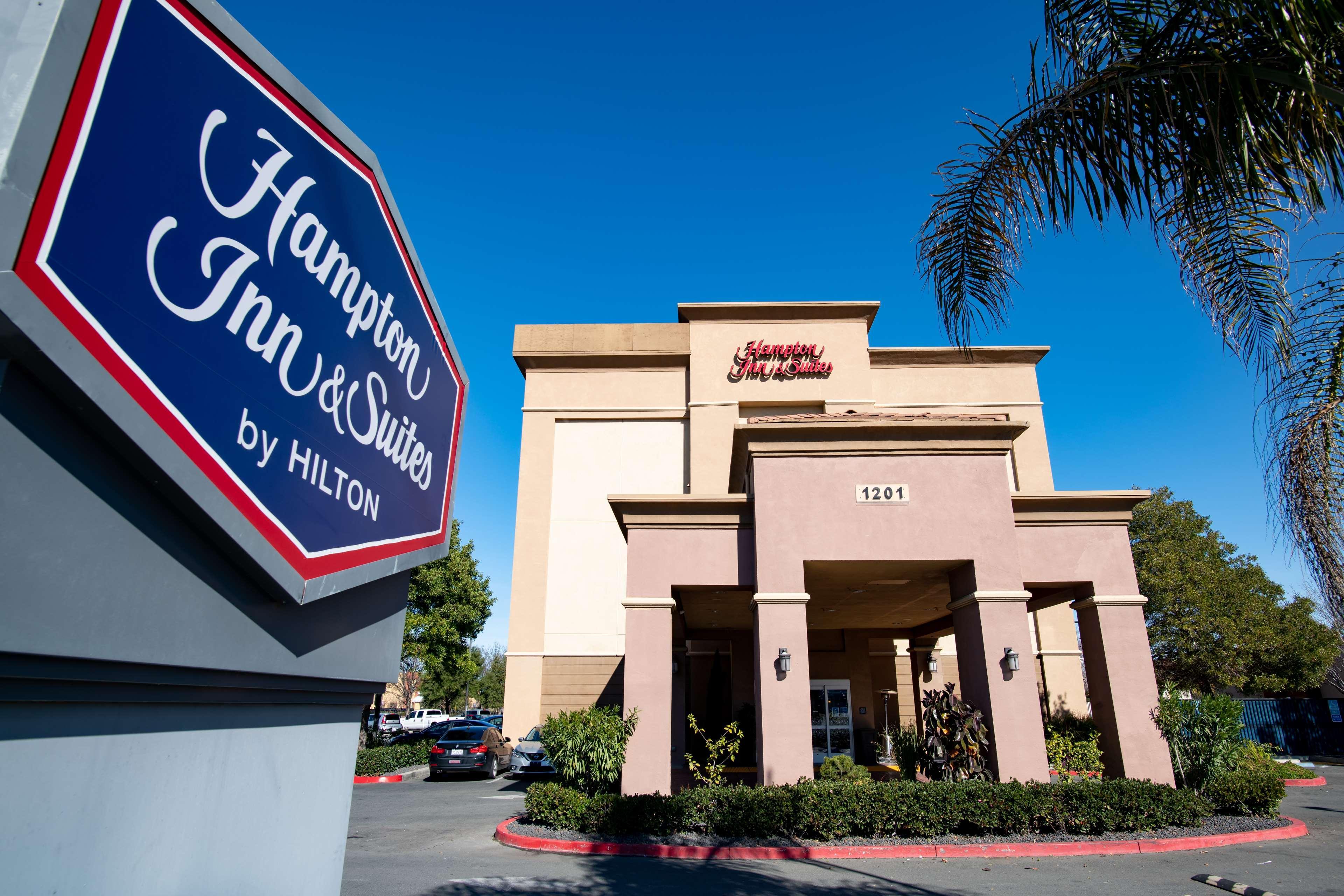 Hampton Inn&Suites Pittsburg Exterior foto
